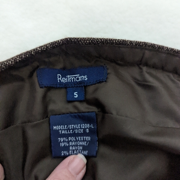 Skirt - Picture 2 of 4